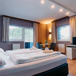 3* Apartment The Art And
